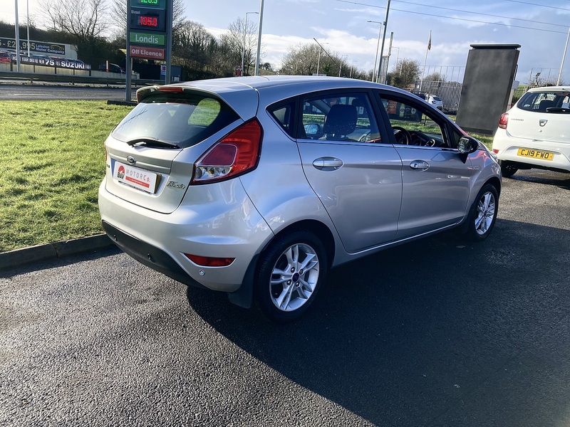 Ford 1.0T EcoBoost Zetec Hatchback 5dr Petrol Manual Euro 6 (s/s) (100 ps)