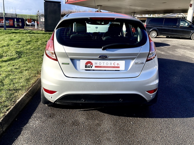 Ford 1.0T EcoBoost Zetec Hatchback 5dr Petrol Manual Euro 6 (s/s) (100 ps)