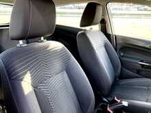 Ford 1.0T EcoBoost Zetec Hatchback 5dr Petrol Manual Euro 6 (s/s) (100 ps)