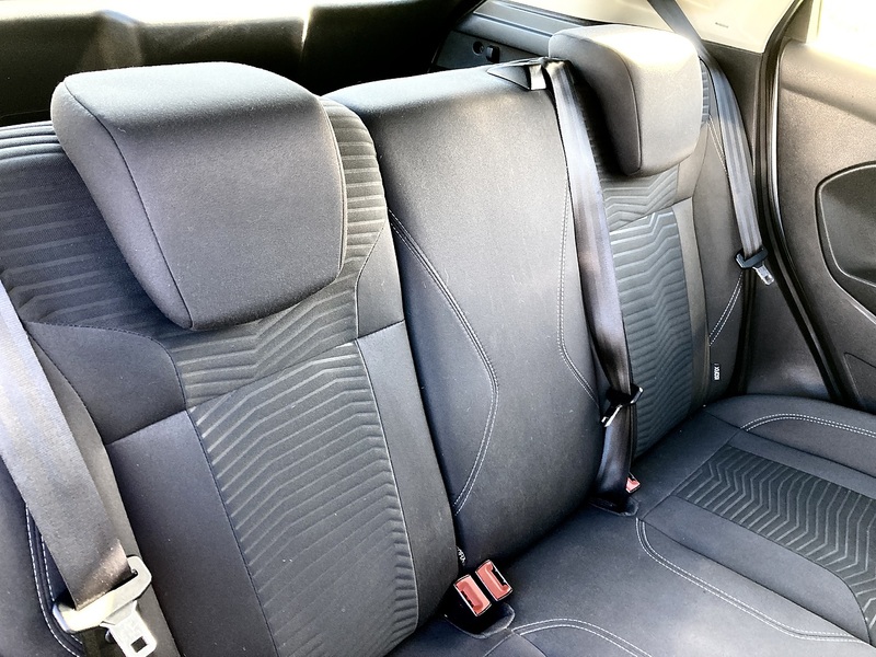 Ford 1.0T EcoBoost Zetec Hatchback 5dr Petrol Manual Euro 6 (s/s) (100 ps)