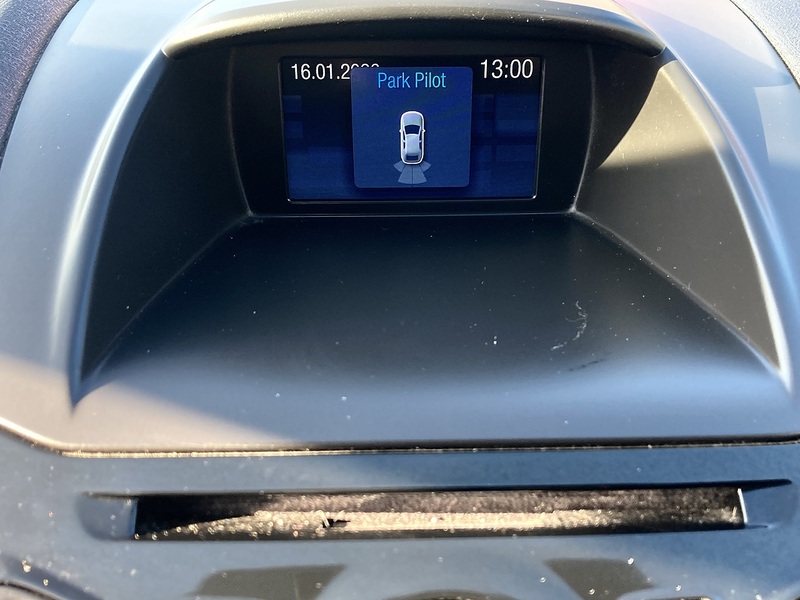 Ford 1.0T EcoBoost Zetec Hatchback 5dr Petrol Manual Euro 6 (s/s) (100 ps)