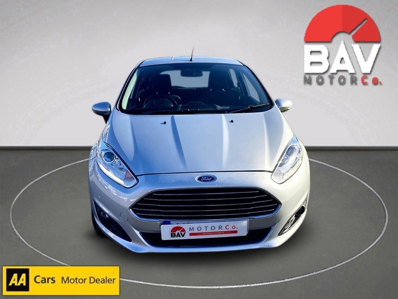 Ford 1.0T EcoBoost Zetec Hatchback 5dr Petrol Manual Euro 6 (s/s) (100 ps)