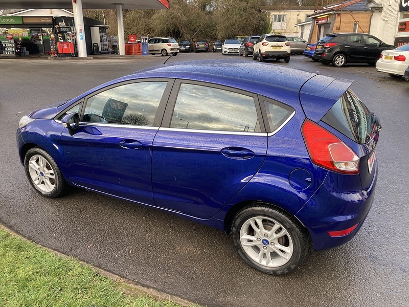 Ford 1.25 Zetec Hatchback 5dr Petrol Manual Euro 6 (82 ps)