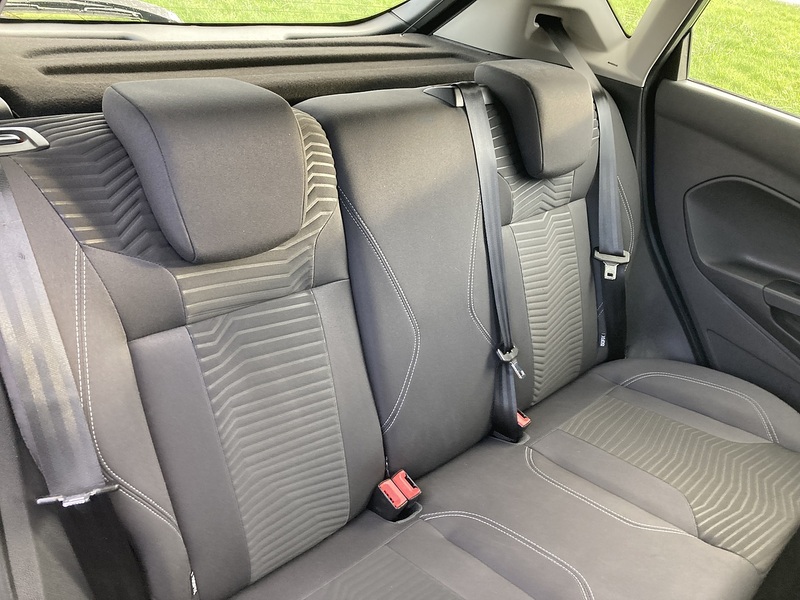 Ford 1.25 Zetec Hatchback 5dr Petrol Manual Euro 6 (82 ps)