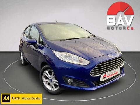1.25 Zetec Hatchback 5dr Petrol Manual Euro 6 (82 ps)