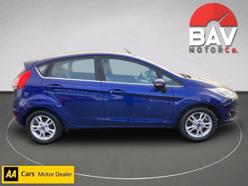 Ford 1.25 Zetec Hatchback 5dr Petrol Manual Euro 6 (82 ps)
