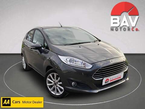 1.0T EcoBoost Titanium Hatchback 5dr Petrol Manual Euro 6 (s/s) (100 ps)