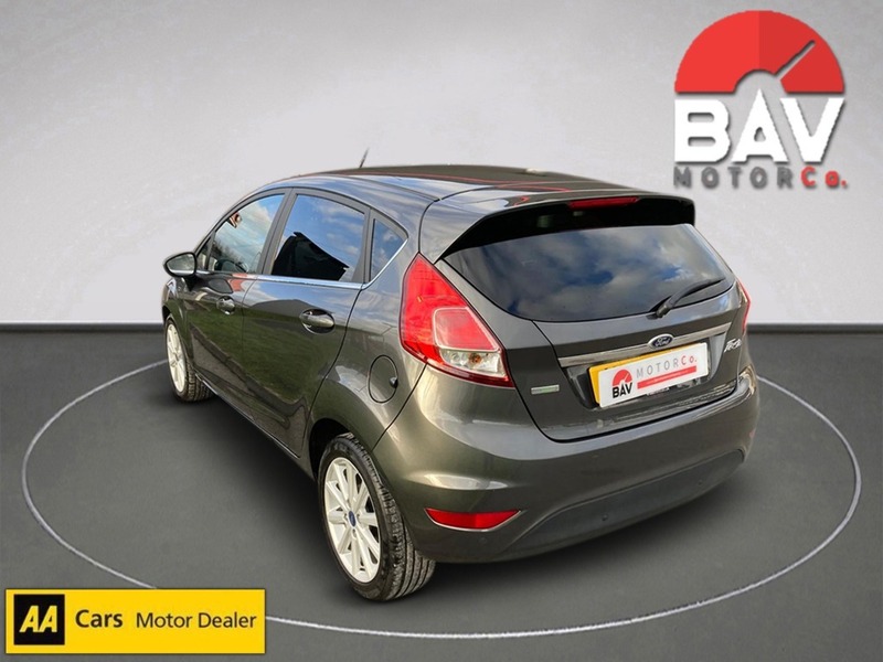 Ford 1.0T EcoBoost Titanium Hatchback 5dr Petrol Manual Euro 6 (s/s) (100 ps)