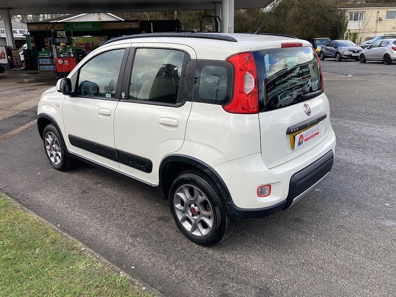Fiat 0.9 TwinAir 4x4 Hatchback 5dr Petrol Manual Euro 5 (s/s) (85 bhp)