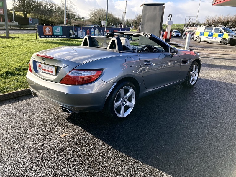 Mercedes-Benz 2.1 SLK250 CDI Convertible 2dr Diesel G-Tronic+ Euro 5 (s/s) (204 ps)