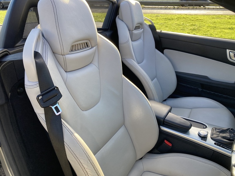 Mercedes-Benz 2.1 SLK250 CDI Convertible 2dr Diesel G-Tronic+ Euro 5 (s/s) (204 ps)