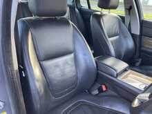 Jaguar 2.2d Premium Luxury Saloon 4dr Diesel Auto Euro 5 (s/s) (200 ps)