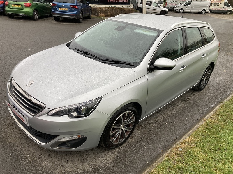 Peugeot 1.6 BlueHDi Allure Estate 5dr Diesel Manual Euro 6 (s/s) (120 ps)
