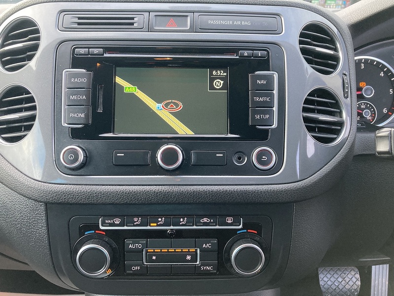 Volkswagen 2.0 TDI BlueMotion Tech Match SUV 5dr Diesel DSG 4WD Euro 5 (s/s) (140 ps)