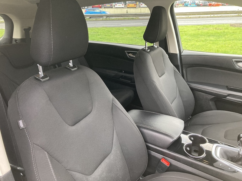 Ford 2.0 TDCi Titanium MPV 5dr Diesel Manual Euro 6 (s/s) (150 ps)