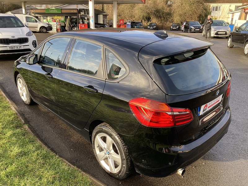 BMW 2.0 220d Sport MPV 5dr Diesel Auto xDrive Euro 6 (s/s) (190 ps)
