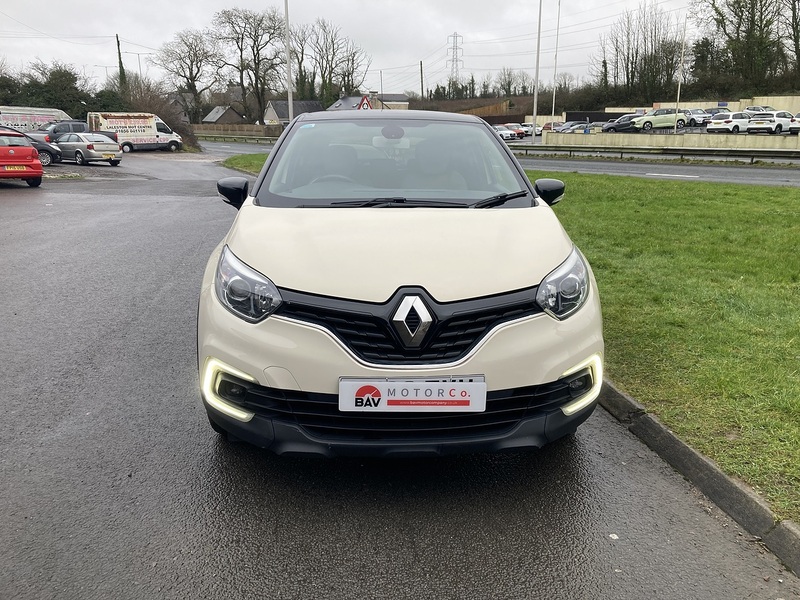 Renault 0.9 TCe ENERGY Iconic SUV 5dr Petrol Manual Euro 6 (s/s) (90 ps)