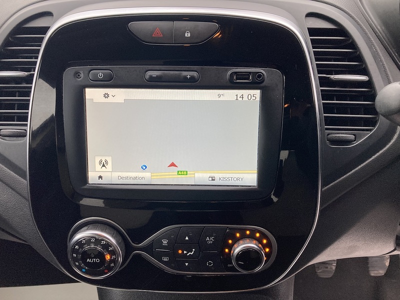 Renault 0.9 TCe ENERGY Iconic SUV 5dr Petrol Manual Euro 6 (s/s) (90 ps)