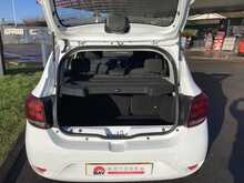 Dacia 1.0 SCe Essential Hatchback 5dr Petrol Manual Euro 6 (75 ps)