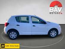 Dacia 1.0 SCe Essential Hatchback 5dr Petrol Manual Euro 6 (75 ps)
