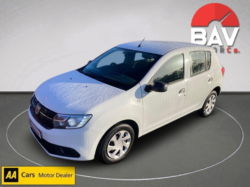 Dacia 1.0 SCe Essential Hatchback 5dr Petrol Manual Euro 6 (75 ps)