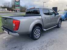 Nissan 2.3 dCi N-Connecta Pickup Double Cab 4dr Diesel Manual 4WD Euro 5 (190 ps)