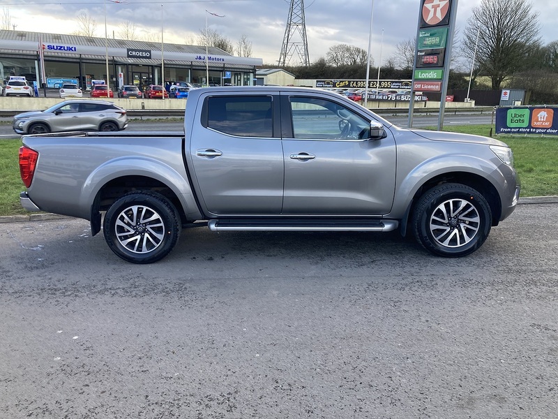 Nissan 2.3 dCi N-Connecta Pickup Double Cab 4dr Diesel Manual 4WD Euro 5 (190 ps)