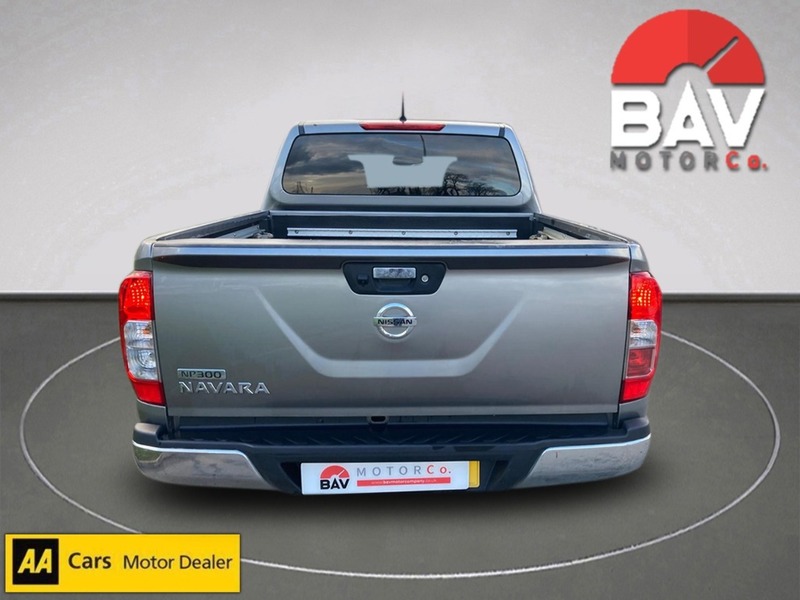 Nissan 2.3 dCi N-Connecta Pickup Double Cab 4dr Diesel Manual 4WD Euro 5 (190 ps)