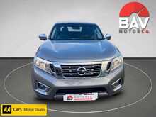 Nissan 2.3 dCi N-Connecta Pickup Double Cab 4dr Diesel Manual 4WD Euro 5 (190 ps)