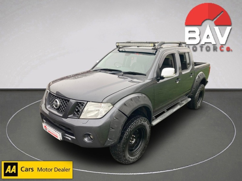 Nissan 2.5 dCi Tekna Pickup Double Cab 4dr Diesel Manual 4WD Euro 5 (190 ps)