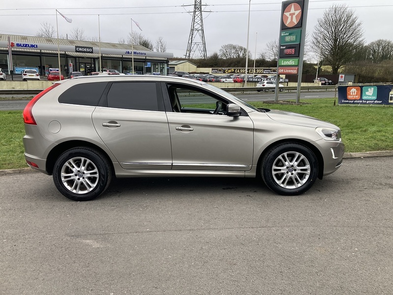 Volvo 2.4 D4 SE Lux Nav SUV 5dr Diesel Auto AWD Euro 6 (s/s) (190 ps)