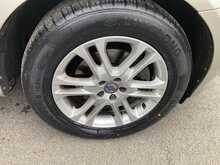 Volvo 2.4 D4 SE Lux Nav SUV 5dr Diesel Auto AWD Euro 6 (s/s) (190 ps)