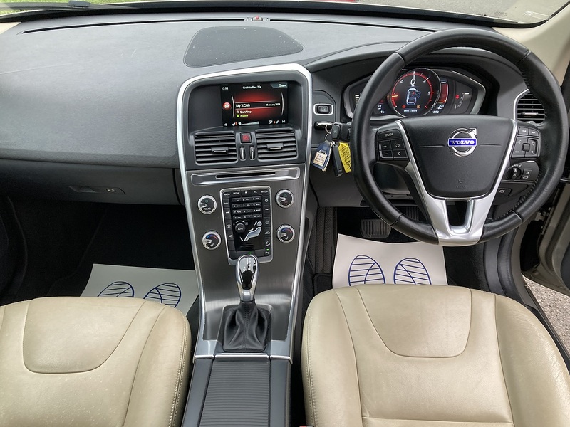 Volvo 2.4 D4 SE Lux Nav SUV 5dr Diesel Auto AWD Euro 6 (s/s) (190 ps)