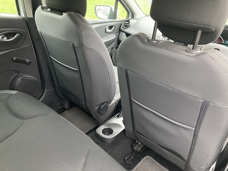 Renault 0.9 TCe Play Hatchback 5dr Petrol Manual Euro 6 (s/s) (90 ps)