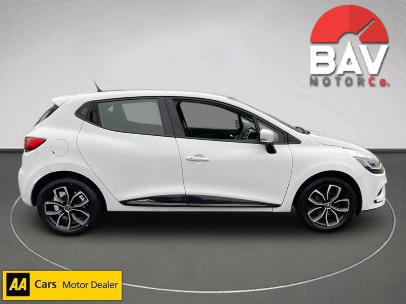 Renault 0.9 TCe Play Hatchback 5dr Petrol Manual Euro 6 (s/s) (90 ps)