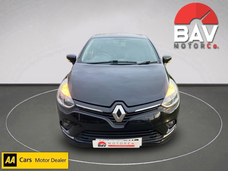 Renault 0.9 TCe Iconic Hatchback 5dr Petrol Manual Euro 6 (s/s) (90 ps)