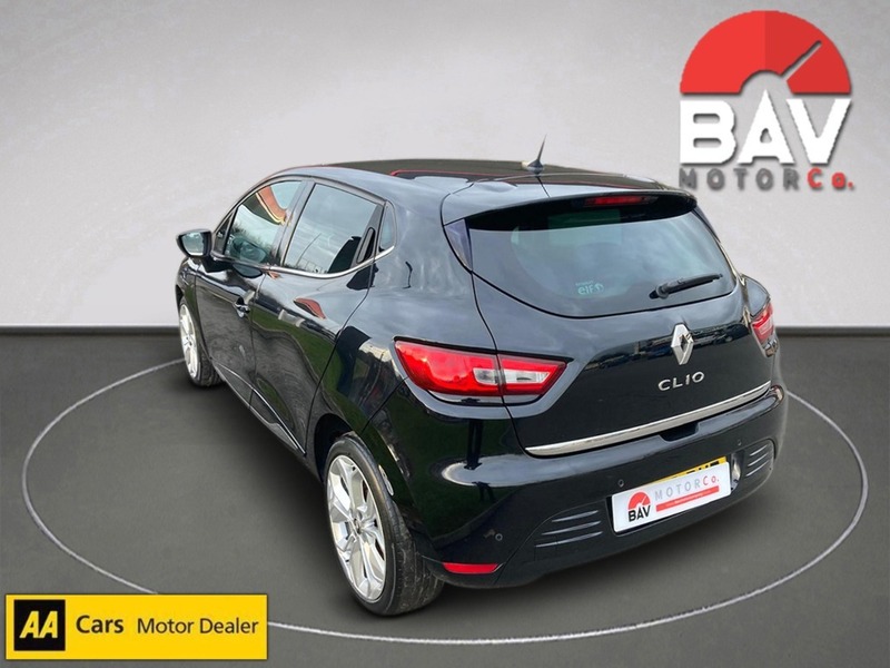 Renault 0.9 TCe Iconic Hatchback 5dr Petrol Manual Euro 6 (s/s) (90 ps)