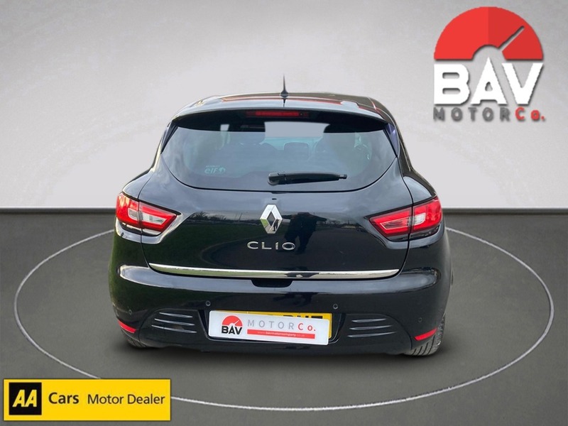 Renault 0.9 TCe Iconic Hatchback 5dr Petrol Manual Euro 6 (s/s) (90 ps)