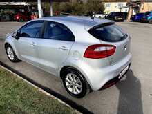 Kia 1.25 VR7 Hatchback 5dr Petrol Manual Euro 5 (84 bhp)