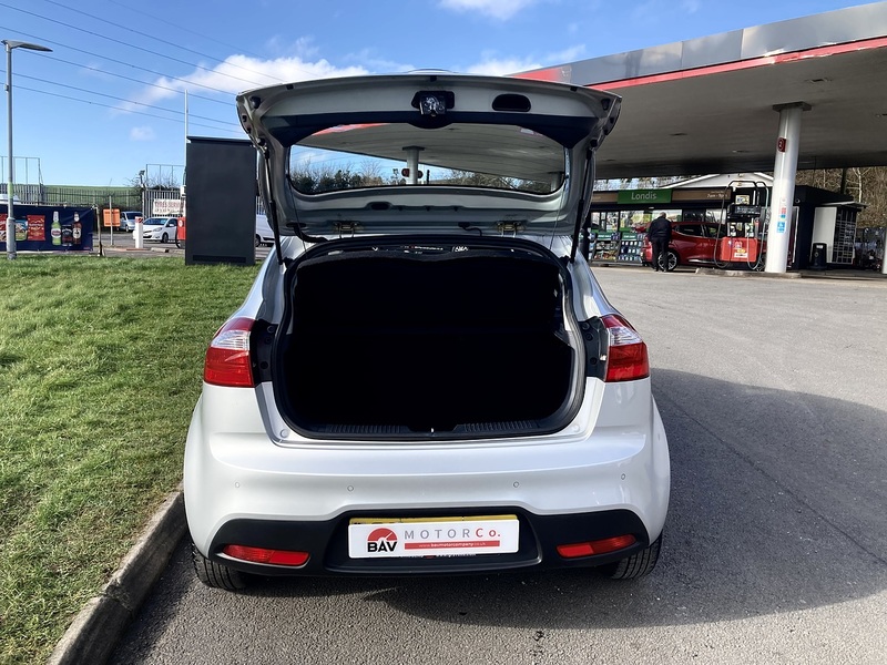 Kia 1.25 VR7 Hatchback 5dr Petrol Manual Euro 5 (84 bhp)