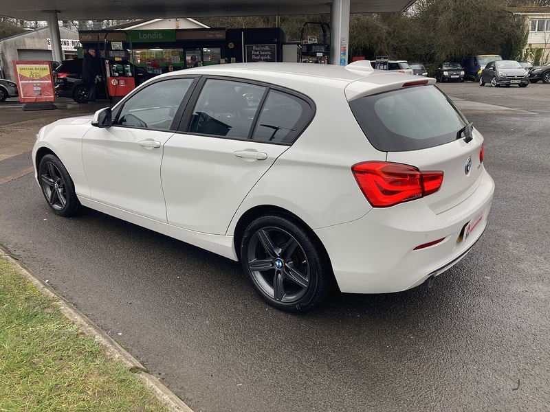 BMW 2.0 118d Sport Hatchback 5dr Diesel Manual Euro 6 (s/s) (150 ps)