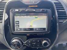 Renault 1.5 dCi ENERGY Dynamique S MediaNav SUV 5dr Diesel Manual Euro 5 (s/s) (90 ps)