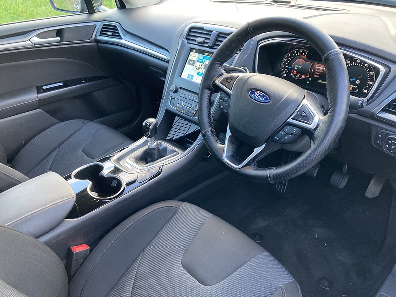 Ford 1.5 TDCi ECOnetic Titanium Hatchback 5dr Diesel Manual Euro 6 (s/s) (120 ps)