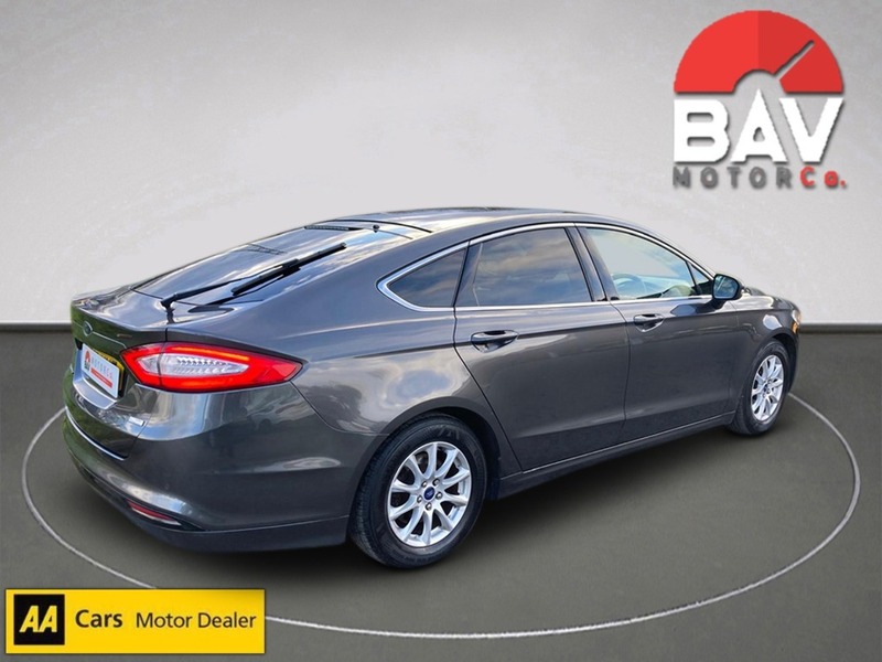 Ford 1.5 TDCi ECOnetic Titanium Hatchback 5dr Diesel Manual Euro 6 (s/s) (120 ps)