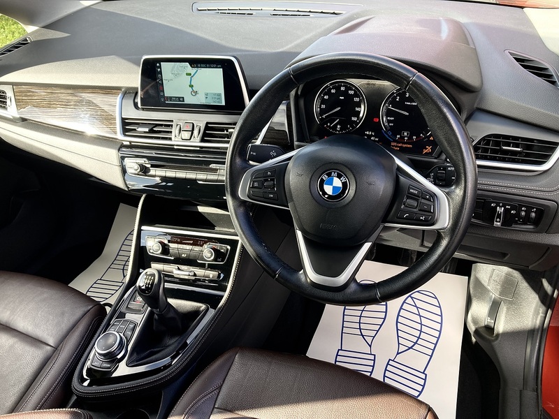 BMW 1.5 218i Luxury MPV 5dr Petrol Manual Euro 6 (s/s) (140 ps)