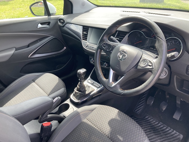 Vauxhall 1.5 Turbo D ecoTEC Tech Line Nav SUV 5dr Diesel Manual Euro 6 (s/s) (102 ps)