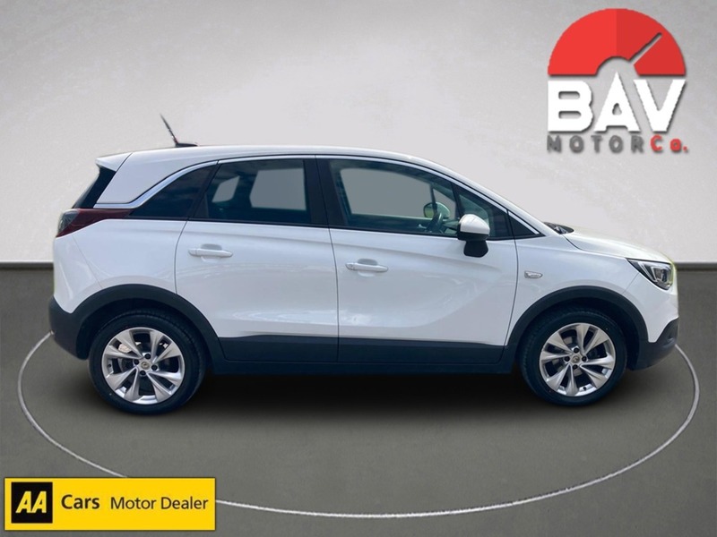 Vauxhall 1.5 Turbo D ecoTEC Tech Line Nav SUV 5dr Diesel Manual Euro 6 (s/s) (102 ps)