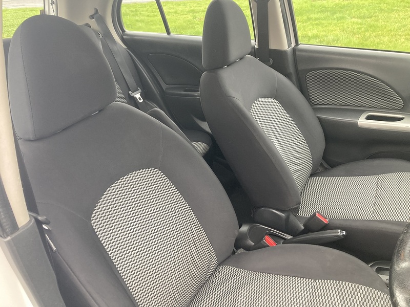 Nissan 1.2 Acenta Hatchback 5dr Petrol CVT Euro 6 (80 ps)