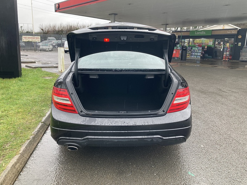 Mercedes-Benz 2.1 C220 CDI AMG Sport Coupe 2dr Diesel G-Tronic+ Euro 5 (s/s) (170 ps)