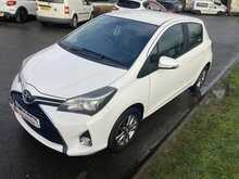 Toyota 1.33 Dual VVT-i Icon Hatchback 5dr Petrol Manual Euro 5 (99 ps)